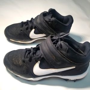 Nike Youth Football Cleats 4.5Y